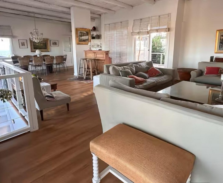 Casa en Altos de Punta Piedras con vista